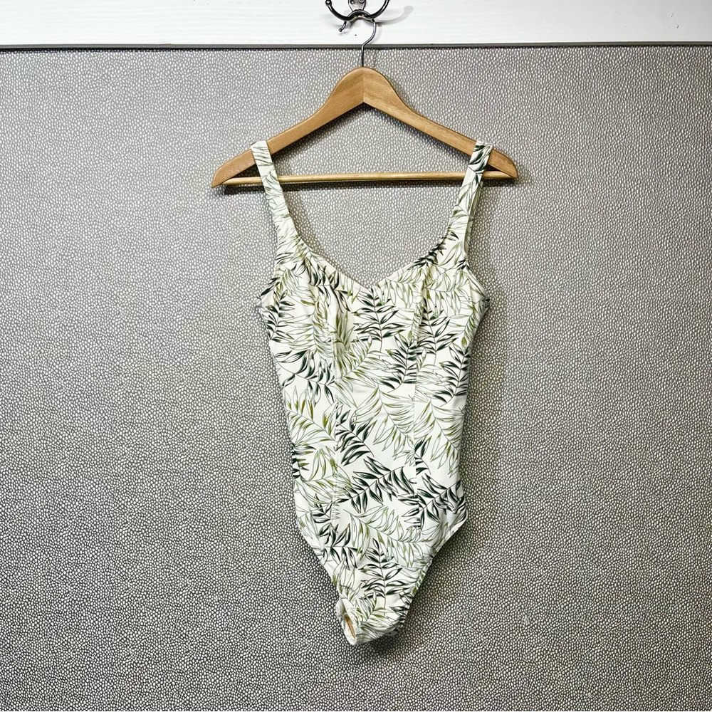 12 Vintage Christina One-Piece Botanical Print Swimsuit
